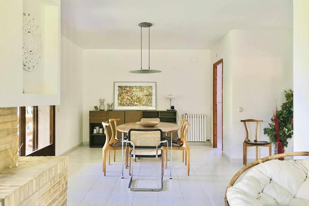Casa Mediterranea Con Gran Jardin Y Piscina A 500 M De La Playa Roda de Bará Εξωτερικό φωτογραφία